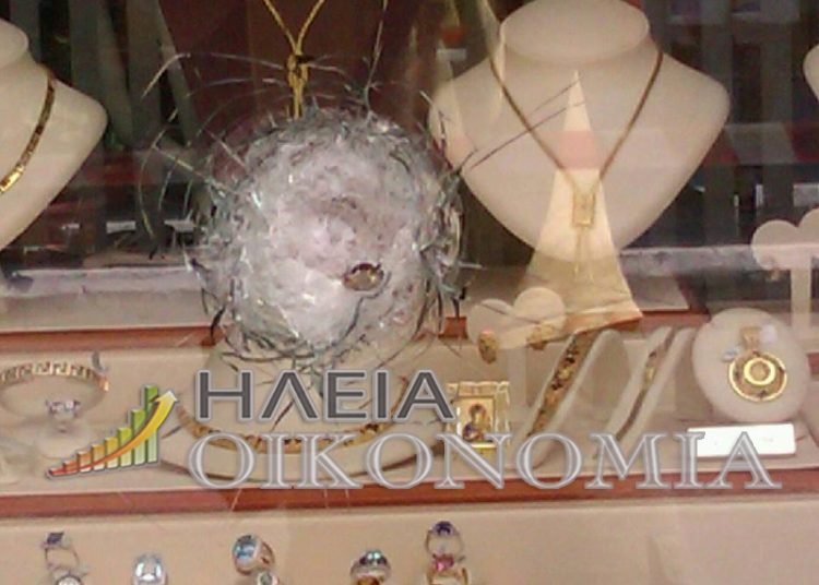 HΛEIA: Ένοπλοι προσπάθησαν να ληστέψουν κοσμηματοπωλείο στο Κατάκολο – Τους “αιφνιδίασε” το σύστημα ασφαλείας (Νεότερα-φωτο)