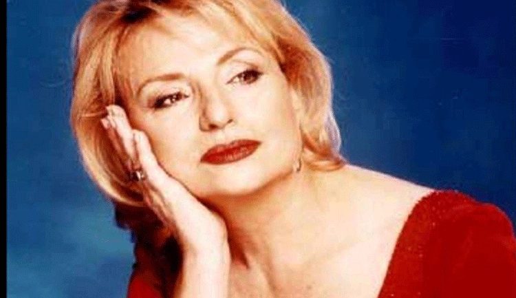 Σαν σήμερα έφυγε από τη ζωή η σπουδαία τραγουδίστρια, Βίκυ Μοσχολιού