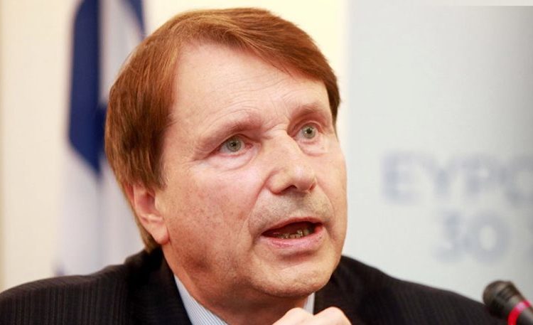 Η εφορία περνά από κόσκινο 1.600 πλούσιους. Όλα τα ονόματα.