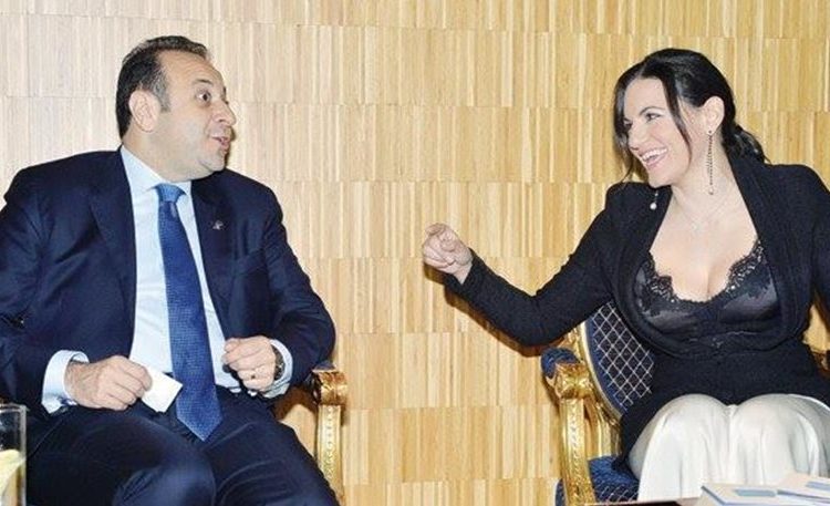 Πώς η Όλγα Κεφαλογιάννη σαγήνεψε τους Τούρκους