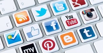 Τα social media άρρηκτο κομμάτι της κοινωνικής ζωής του 58% των Ελλήνων