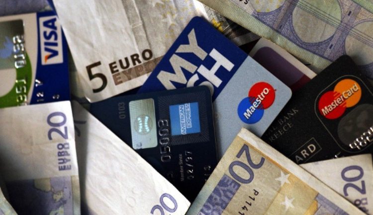 Έτσι θα πληρώνονται οι φόροι με κάρτες