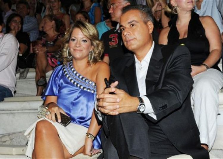 Αυτή είναι η όμορφη σύζυγος του Νίκου Στραβελάκη [εικόνες]