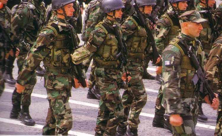 Απο 9 σε 12 μήνες η στρατιωτική θητεία!