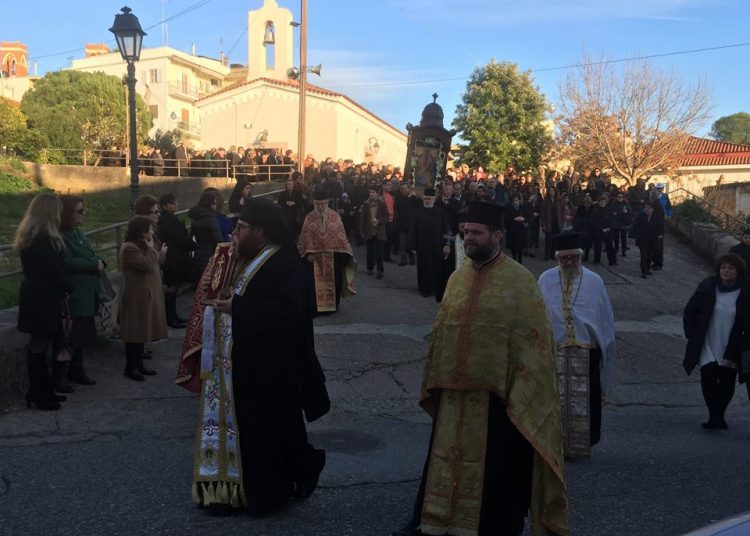 Ενθρόνιση της σεπτής και θαυματουργής Εικόνας του Αγίου Χαραλάμπους (Φωτο)