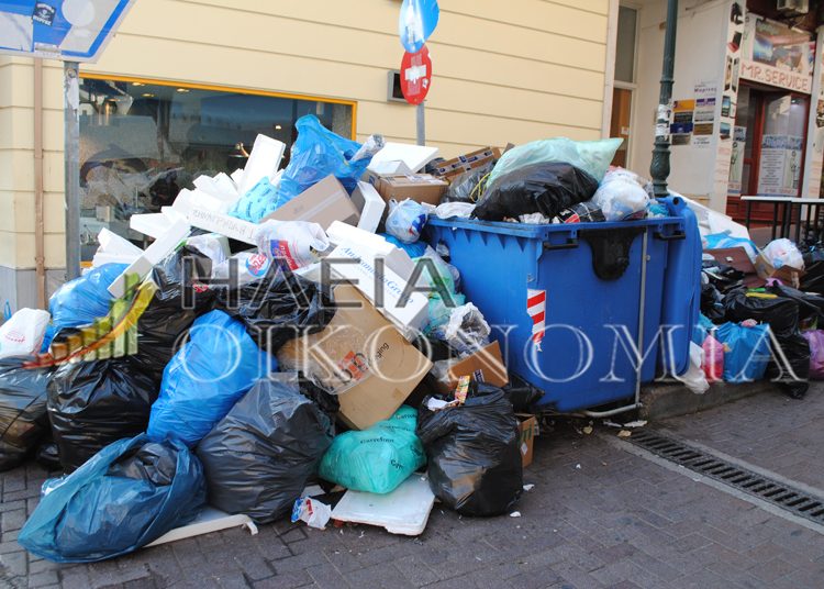 ΔΗΜΟΣ ΠΥΡΓΟΥ: “Βουνά” τα σκουπίδια, βρώμα σε όλη την πόλη και τα χωριά, φωτιές και… κάποια κινητικότητα