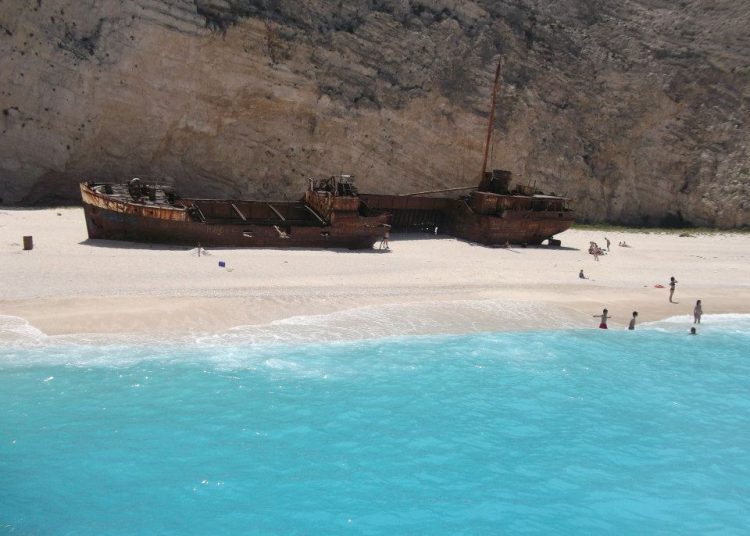 Η φωτογραφία της Ημέρας από το Pick Ilia: Ναυάγιο Ζάντε