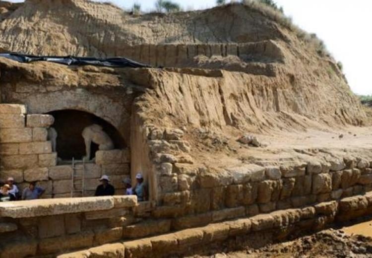 Εξερευνήστε τον τάφο της Αμφίπολης με ένα κλικ: Νέα εντυπωσιακή τρισδιάστατη αναπαράσταση του τύμβου