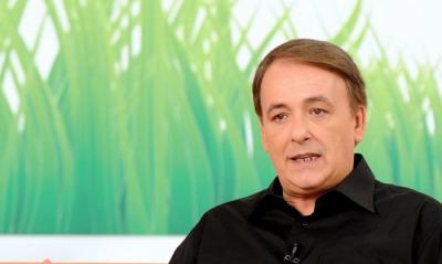 Πύργος: ”Καμπάνα” σε ηλικιωμένη για τηλεοπτικό ψέμα σε εκπομπή του Μικρούτσικου!