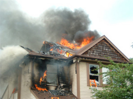 Μαραθιά Ηλείας: Κάηκε ολοσχερώς μονοκατοικία