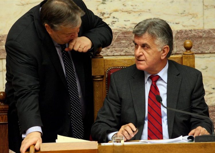 Πρωθυπουργός Φ. Πετσάλνικος – Κυβέρνηση ΠαΣοΚ – ΝΔ – ΛΑΟΣ. Οικονομικών Ευ.Βενιζέλος.