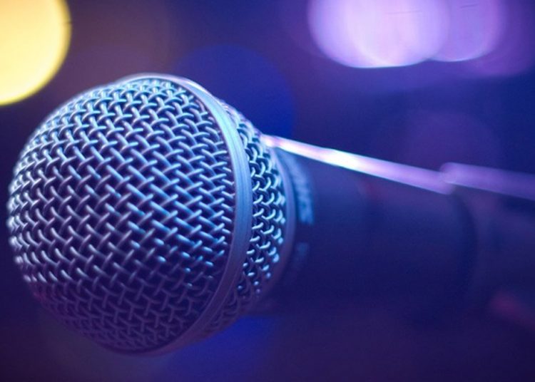 «Πέθαναν» γνωστό Έλληνα τραγουδιστή! Όλα όσα περιγράφει ο ίδιος