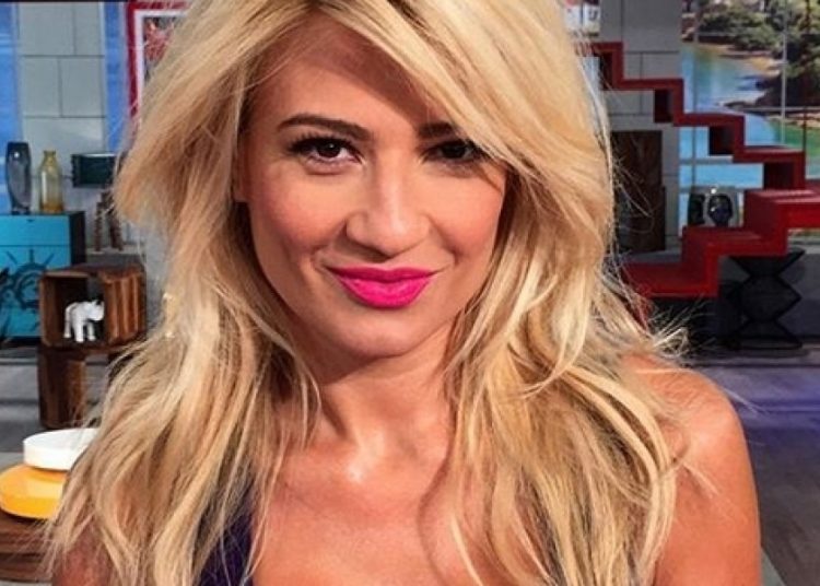 H Φαίη Σκορδά με μαύρο μπικίνι ανέβασε τη θερμοκρασία του Instagram