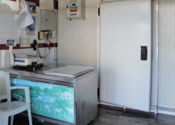 Πύργος: Πωλείται επαγγελματικός εξοπλισμός κρεοπωλείου