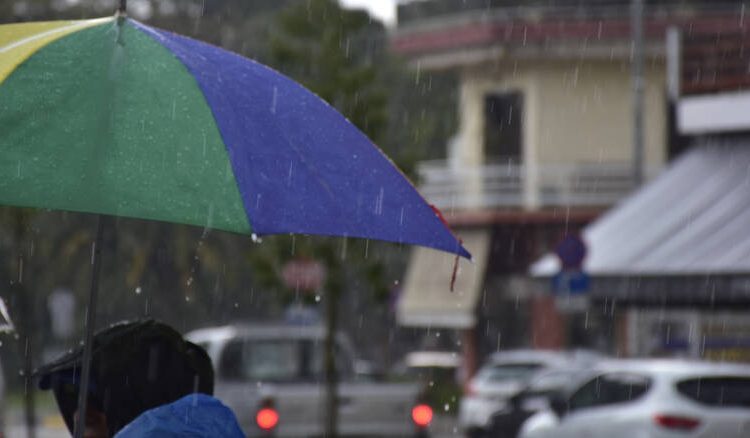 Καιρός: Ποιες περιοχές θα «χτυπηθούν» από καταιγίδες