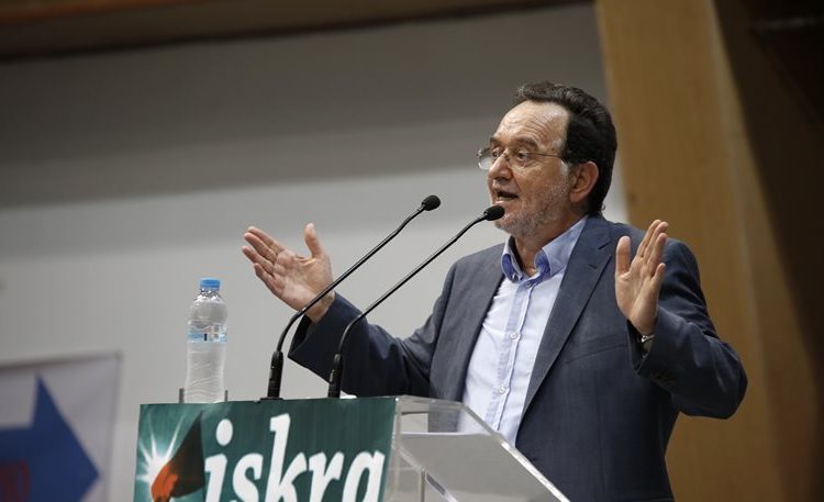 Κήρυξαν τον πόλεμο στον Τσίπρα! Αρχηγική εμφάνιση Λαφαζάνη υπέρ της δραχμής – Βόμβα Γλέζου: Το 3ο Μνημόνιο το χειρότερο από όλα