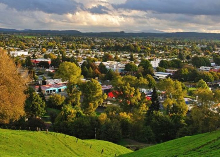 Δίνει μισθό 250.000 ευρώ το χρόνο και τρεις μήνες διακοπές αλλά δεν βρίσκει υπάλληλο