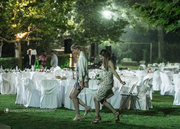 ΗΛΕΙΑ: Η βροχή “σχόλασε” εκδήλωση