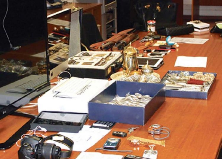 Σπείρα γυναικών έχει ξαφρίσει την Ηλεία και όλη την Δυτική Ελλάδα – Εμφανίζονται ως ενοικιάστριες σπιτιών