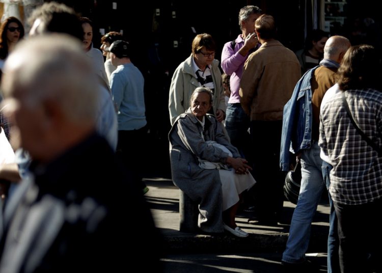 Μειωμένες επικουρικές για αιτήσεις μετά την 1/1/2015 – Ανοικτή και η επιστροφή χρημάτων