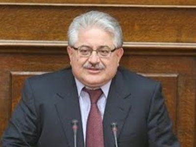 Κ.Τζαβάρας: “Τολμηρή συνταγματική αναθεώρηση τώρα”