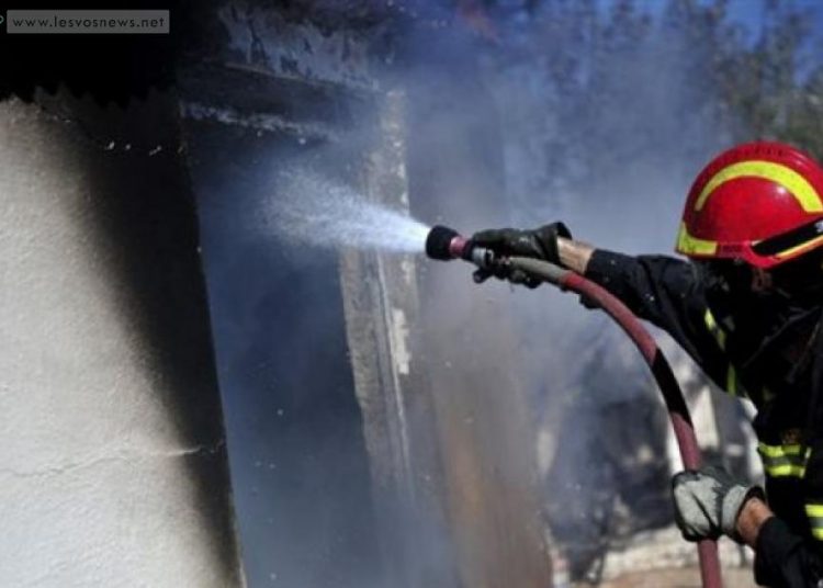 ΒΟΥΝΑΡΓΟ-τώρα: Φωτιά σε σπίτι ηλικιωμένου