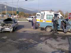 Σοβαρό τροχαίο στην διασταύρωση Αμαλιάδας – Κουρούτας με 2 τραυματίες (νεότερα)