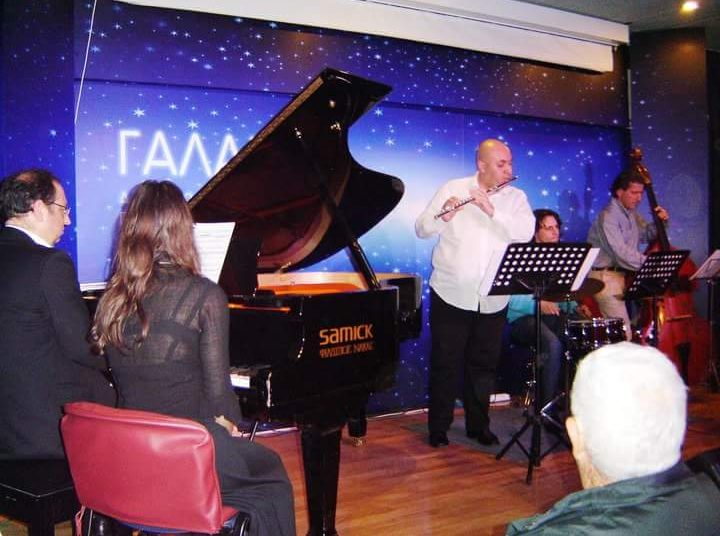 Μουσικές σπουδές στα πνευστά και κρουστά όργανα από το Ελληνικό Ωδείο Πύργου