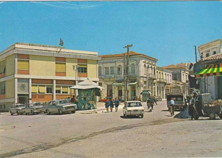 ΠΥΡΓΟΣ ΗΛΕΙΑΣ: Πλατεία ΟΤΕ πριν 35 χρόνια!!!