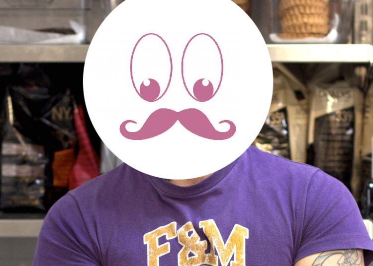 Για ποιον συνεργάτη του Πρωινού λένε ότι είναι gay;