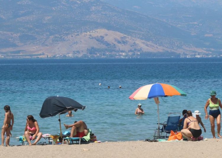 Περιφέρεια Δυτικής Ελλάδας: Σε ποιες ακτές επιτρέπεται η κολύμβηση σε Ηλεια