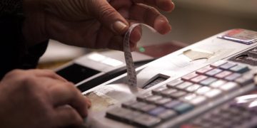 Ποδαρικό με… φοροκαταιγίδα κάνει ο Ιούνιος – Όλες οι αλλαγές