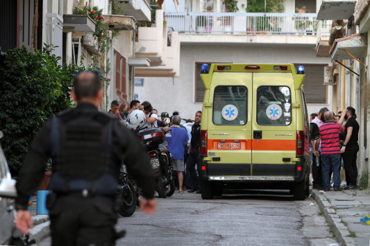 Τραγωδία: Αυτοκτόνησαν μαζί μάνα και γιος!