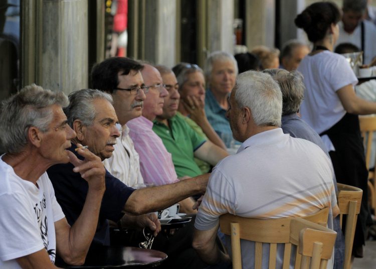 «Πάγος» στις νέες συνταξιοδοτήσεις λόγω περικοπών του νέου Ασφαλιστικού