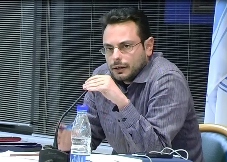 ΑΝΕΞΑΡΤΗΣΙΑ: Προτάσσουμε την ουσία έναντι της βιτρίνας