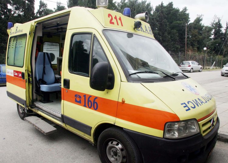 Πληροφορίες για το τροχαίο του παιδιού της ζητά η οικογένεια της 20χρονης από τον Πύργο