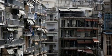 Αυξάνονται κύριος και συμπληρωματικός ΕΝΦΙΑ, καταργούνται φοροαπαλλαγές