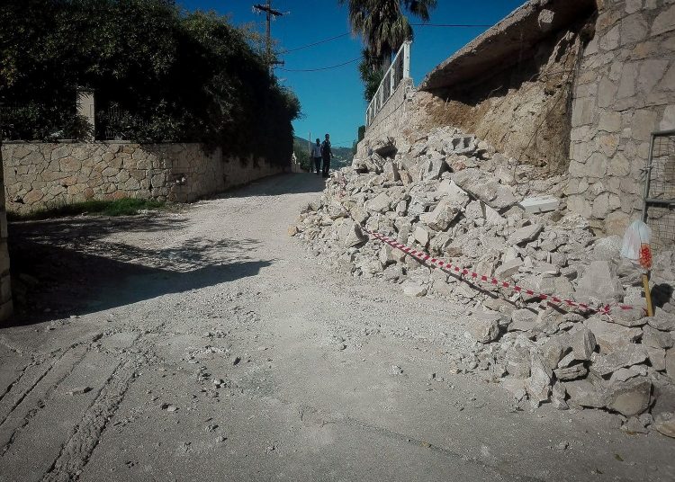 Οδηγίες για αυτοψία και χορήγηση βοηθήματος στους πληγέντες από τους σεισμούς της Ζακύνθου