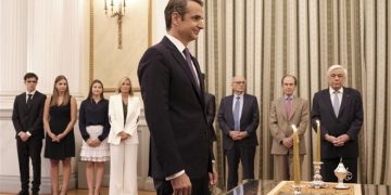 Ορκίζεται η κυβέρνηση το μεσημέρι