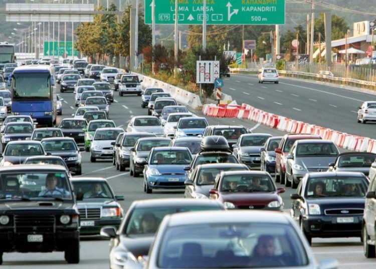 Προς ακύρωση λόγω… λαθών 450.000 ειδοποιητήρια για ανασφάλιστα οχήματα