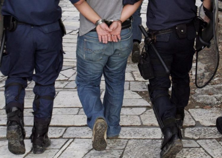 Συνελήφθη 37χρονος ημεδαπός για υδροπονική καλλιέργεια δενδρυλλίων κάνναβης στη Ζαχάρω