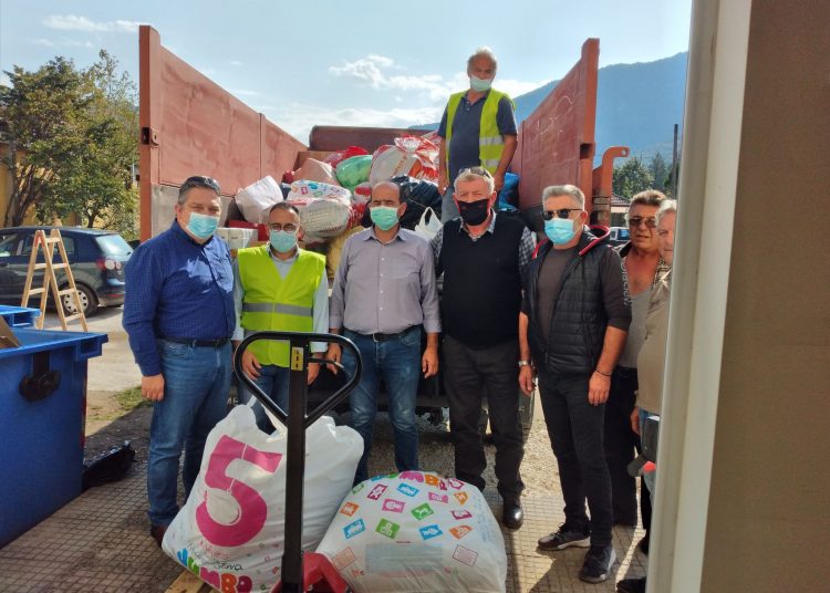 Αποστολή αλληλεγγύης από τον Πύργο στην Καρδίτσα