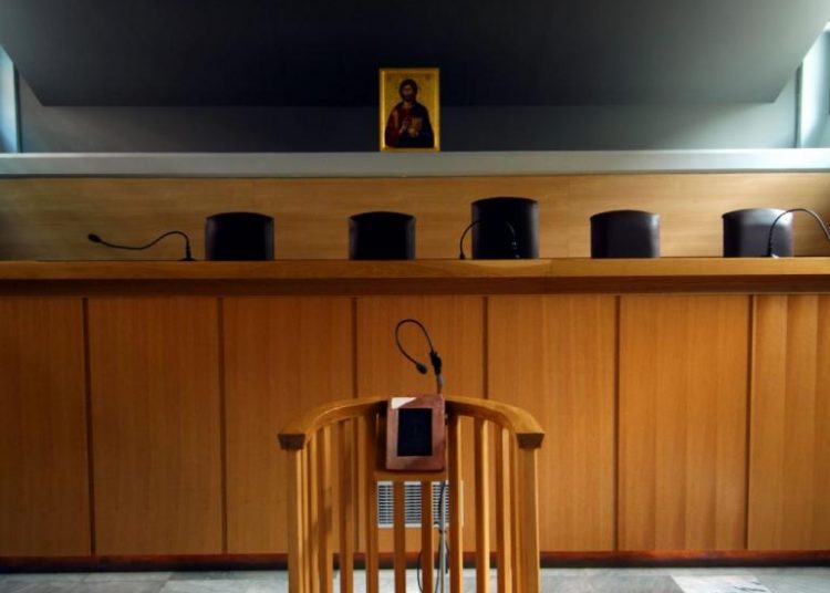 Σοκαριστικές μαρτυρίες στο δικαστήριο της Πάτρας! Αναβίωσε η ιστορία του ανήλικου αγοριού που βίαζαν δύο θείοι του και ένας ακόμη άνδρας