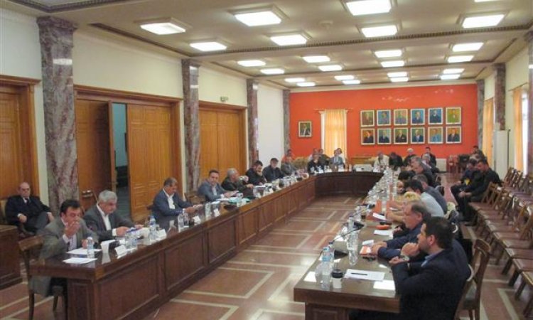 Συνεδρίαση του Δημοτικού Συμβουλίου Πύργου για το Λιμάνι Κατακόλου, Ανάπτυξη – Προβλήματα – Ελλείψεις – Παραλείψεις – Ευθύνες