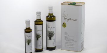 ΕΛΑΙΑ Παπαδόπουλος: Το ελαιόλαδο Mythocia κερδίζει 2 χρυσά βραβεία