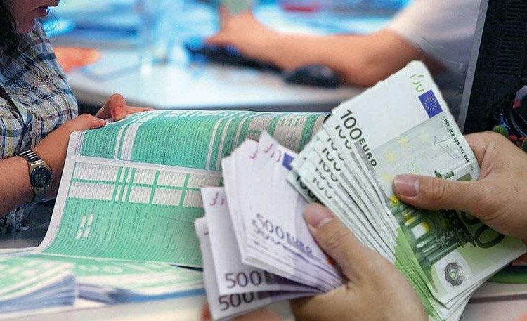 Ολο το φορολογικό πακέτο του πολυνομοσχεδίου: Δυνατότητα σε επαγγελματίες για απαλλαγή ΦΠΑ. Εκπτωση εργοδοτικών εισφορών για νέα θέση εργασίας.