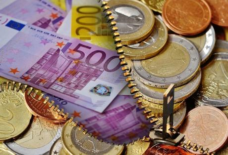 Τρία εκατομμύρια ευρώ “έβγαλαν” φτερά και η διευθύντρια εξαφανίστηκε – Το οικονομικό σκάνδαλο σε υποκατάστημα τράπεζας στην Κυπαρισσία