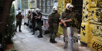 Εκλογές 2019: Έκλεψαν κάλπη στα Εξάρχεια!