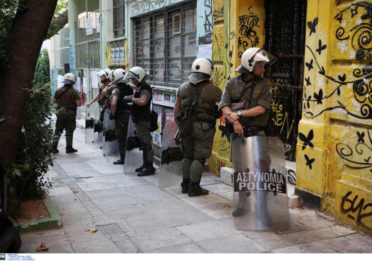 Εκλογές 2019: Έκλεψαν κάλπη στα Εξάρχεια!