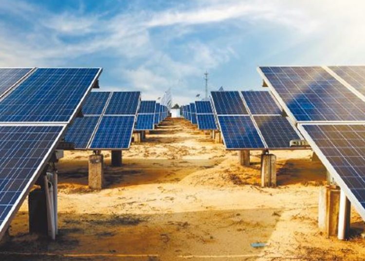 Τι ψάχνουν 40 διεθνείς εταιρείες φωτοβολταϊκών στην Αθήνα